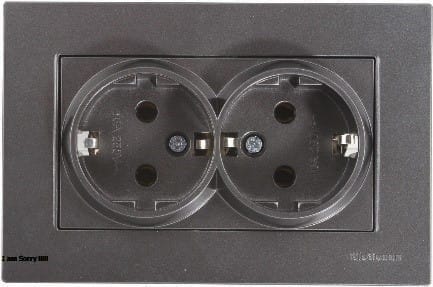 Tomada Dupla com Terra Rita Smoke